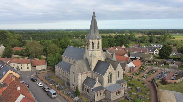 Sint-Pietersbandenkerk, Semmerzake (Gavere)