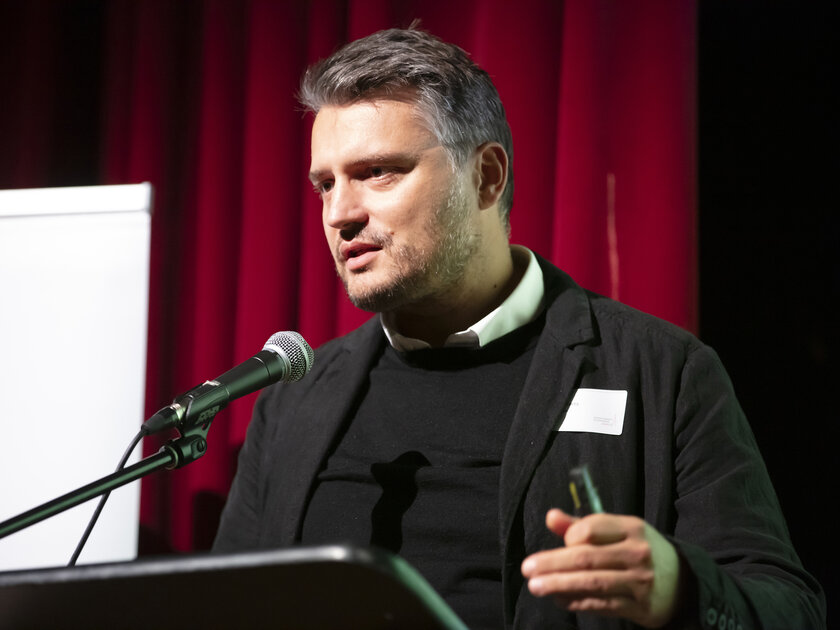 Keynote 'Herbestemming kerken, een leidraad’, door Bart Aerts, Leidsman